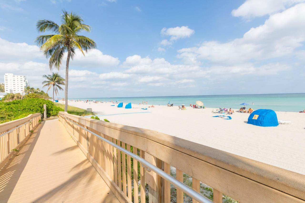 Appartamento 705 Partial Ocean View Hollywood Beach Dania Beach Esterno foto