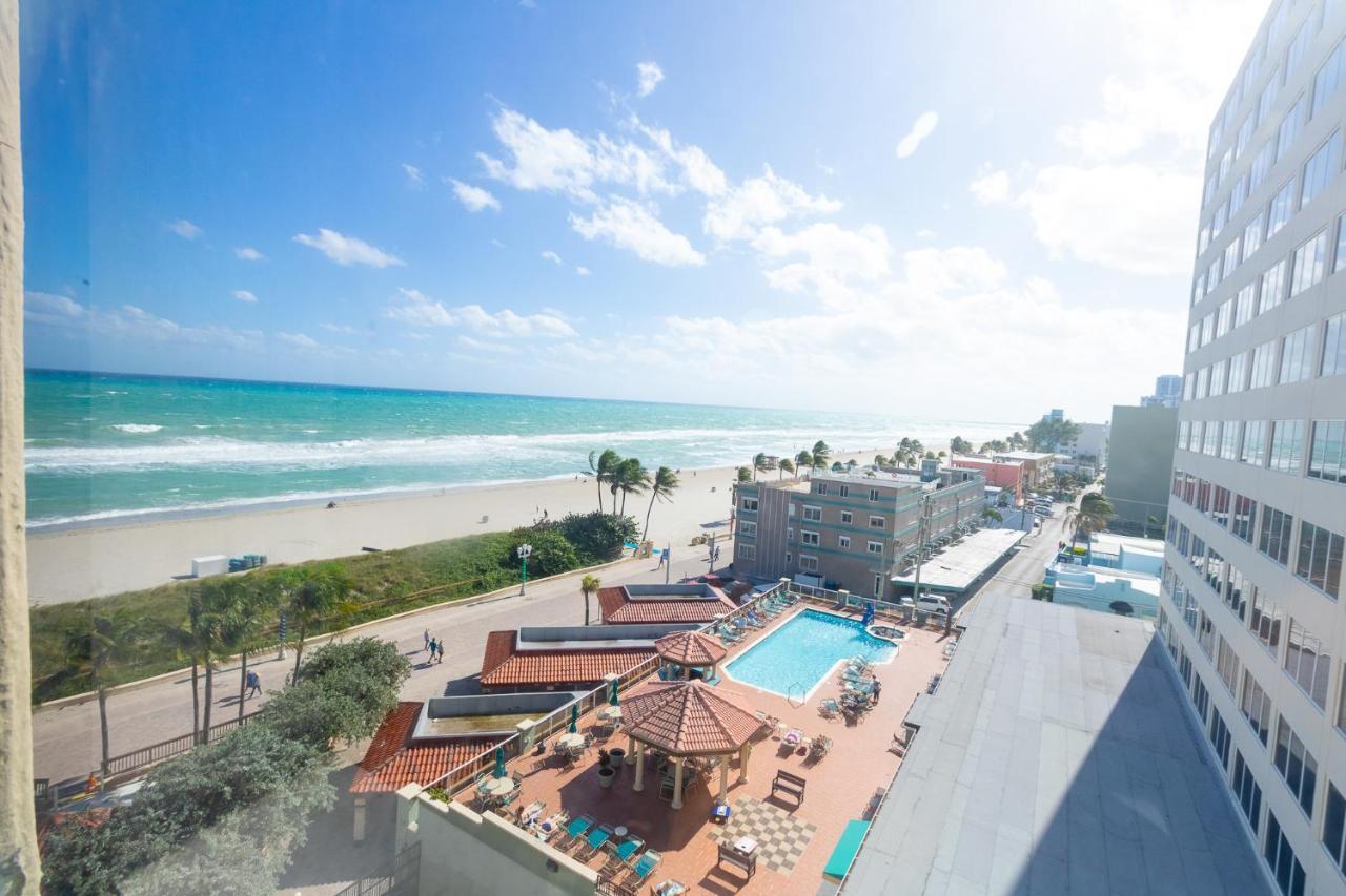 Appartamento 705 Partial Ocean View Hollywood Beach Dania Beach Esterno foto