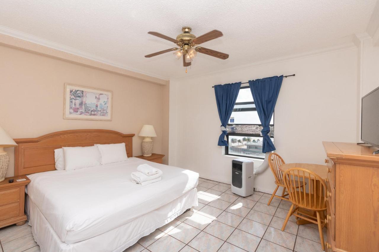 Appartamento 705 Partial Ocean View Hollywood Beach Dania Beach Esterno foto